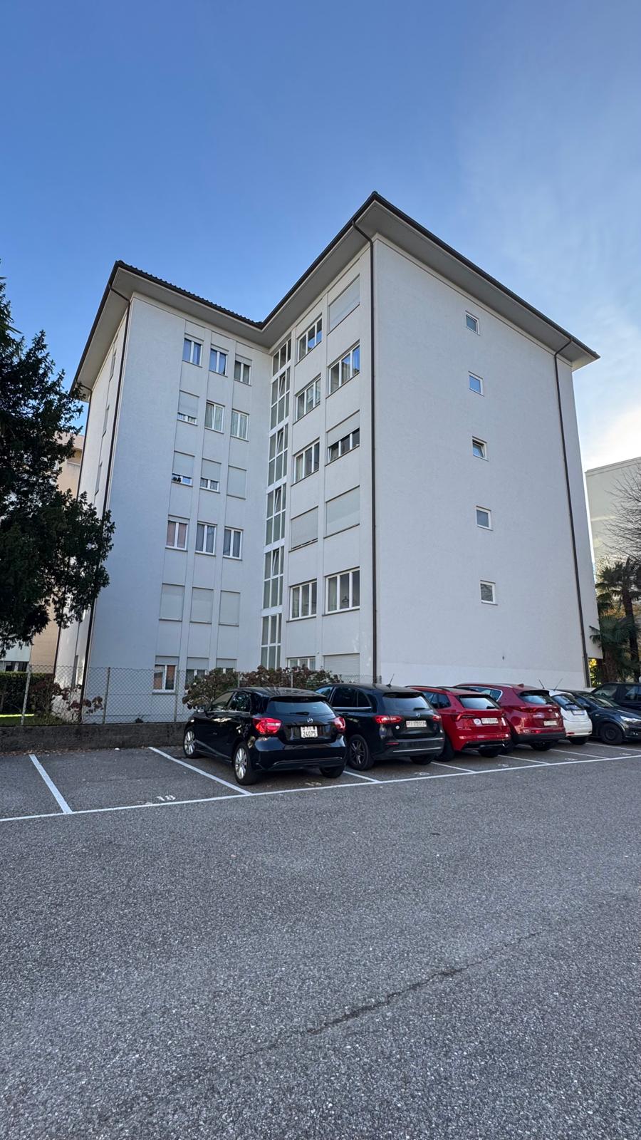 Rear view of Via Tiglio 17 with private parking